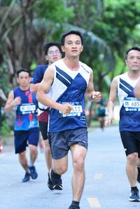 BIB: 685
                            <button type="button" onclick="openModal(4663577)" class="btn btn-primary btn-sm float-right btn-popup" data-toggle="modal" data-target=".modal-high-quality">
                        <i class="fas fa-shopping-cart"></i> Add to Cart
                    </button>
                                            <button type="button" onclick="isThisMe(4663577, true)" class="btn btn-success btn-sm float-right btn-popup btn-isme hidden" data-toggle="tooltip" data-placement="bottom" title="นี่คือรูปของคุณใช่ไหม คลิกที่นี่เพื่อเอาเข้าอัลบั้ม">
                        <i class="fas fa-plus"></i> Add to album
                    </button>
                    <button type="button" onclick="isThisMe(4663577, false)" class="btn btn-warning btn-sm float-right btn-popup btn-isnotme hidden">
                        <i class="fas fa-ban"></i> Remove from album
                    </button>