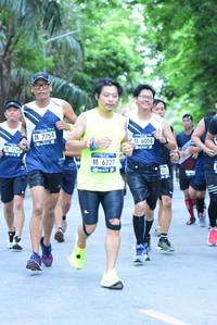 BIB: 7754, 6008, 726, 862, 
                            <button type="button" onclick="openModal(4664539)" class="btn btn-primary btn-sm float-right btn-popup" data-toggle="modal" data-target=".modal-high-quality">
                        <i class="fas fa-shopping-cart"></i> Add to Cart
                    </button>
                                            <button type="button" onclick="isThisMe(4664539, true)" class="btn btn-success btn-sm float-right btn-popup btn-isme hidden" data-toggle="tooltip" data-placement="bottom" title="นี่คือรูปของคุณใช่ไหม คลิกที่นี่เพื่อเอาเข้าอัลบั้ม">
                        <i class="fas fa-plus"></i> Add to album
                    </button>
                    <button type="button" onclick="isThisMe(4664539, false)" class="btn btn-warning btn-sm float-right btn-popup btn-isnotme hidden">
                        <i class="fas fa-ban"></i> Remove from album
                    </button>