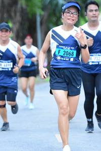 BIB: 2068, 732, 6898
                            <button type="button" onclick="openModal(4634742)" class="btn btn-primary btn-sm float-right btn-popup" data-toggle="modal" data-target=".modal-high-quality">
                        <i class="fas fa-shopping-cart"></i> Add to Cart
                    </button>
                                            <button type="button" onclick="isThisMe(4634742, true)" class="btn btn-success btn-sm float-right btn-popup btn-isme hidden" data-toggle="tooltip" data-placement="bottom" title="นี่คือรูปของคุณใช่ไหม คลิกที่นี่เพื่อเอาเข้าอัลบั้ม">
                        <i class="fas fa-plus"></i> Add to album
                    </button>
                    <button type="button" onclick="isThisMe(4634742, false)" class="btn btn-warning btn-sm float-right btn-popup btn-isnotme hidden">
                        <i class="fas fa-ban"></i> Remove from album
                    </button>