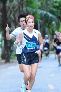 BIB: 1162
                            <button type="button" onclick="openModal(4663126)" class="btn btn-primary btn-sm float-right btn-popup" data-toggle="modal" data-target=".modal-high-quality">
                        <i class="fas fa-shopping-cart"></i> Add to Cart
                    </button>
                                            <button type="button" onclick="isThisMe(4663126, true)" class="btn btn-success btn-sm float-right btn-popup btn-isme hidden" data-toggle="tooltip" data-placement="bottom" title="นี่คือรูปของคุณใช่ไหม คลิกที่นี่เพื่อเอาเข้าอัลบั้ม">
                        <i class="fas fa-plus"></i> Add to album
                    </button>
                    <button type="button" onclick="isThisMe(4663126, false)" class="btn btn-warning btn-sm float-right btn-popup btn-isnotme hidden">
                        <i class="fas fa-ban"></i> Remove from album
                    </button>