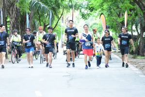 BIB: 
                            <button type="button" onclick="openModal(4579179)" class="btn btn-primary btn-sm float-right btn-popup" data-toggle="modal" data-target=".modal-high-quality">
                        <i class="fas fa-shopping-cart"></i> Add to Cart
                    </button>
                                            <button type="button" onclick="isThisMe(4579179, true)" class="btn btn-success btn-sm float-right btn-popup btn-isme hidden" data-toggle="tooltip" data-placement="bottom" title="นี่คือรูปของคุณใช่ไหม คลิกที่นี่เพื่อเอาเข้าอัลบั้ม">
                        <i class="fas fa-plus"></i> Add to album
                    </button>
                    <button type="button" onclick="isThisMe(4579179, false)" class="btn btn-warning btn-sm float-right btn-popup btn-isnotme hidden">
                        <i class="fas fa-ban"></i> Remove from album
                    </button>