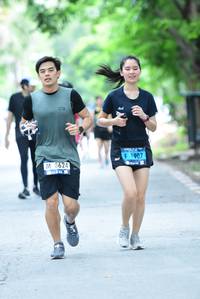 BIB: 1907, 8624
                            <button type="button" onclick="openModal(4578763)" class="btn btn-primary btn-sm float-right btn-popup" data-toggle="modal" data-target=".modal-high-quality">
                        <i class="fas fa-shopping-cart"></i> Add to Cart
                    </button>
                                            <button type="button" onclick="isThisMe(4578763, true)" class="btn btn-success btn-sm float-right btn-popup btn-isme hidden" data-toggle="tooltip" data-placement="bottom" title="นี่คือรูปของคุณใช่ไหม คลิกที่นี่เพื่อเอาเข้าอัลบั้ม">
                        <i class="fas fa-plus"></i> Add to album
                    </button>
                    <button type="button" onclick="isThisMe(4578763, false)" class="btn btn-warning btn-sm float-right btn-popup btn-isnotme hidden">
                        <i class="fas fa-ban"></i> Remove from album
                    </button>