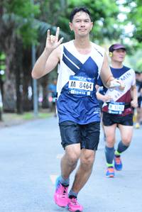 BIB: 8464, 143
                            <button type="button" onclick="openModal(4664929)" class="btn btn-primary btn-sm float-right btn-popup" data-toggle="modal" data-target=".modal-high-quality">
                        <i class="fas fa-shopping-cart"></i> Add to Cart
                    </button>
                                            <button type="button" onclick="isThisMe(4664929, true)" class="btn btn-success btn-sm float-right btn-popup btn-isme hidden" data-toggle="tooltip" data-placement="bottom" title="นี่คือรูปของคุณใช่ไหม คลิกที่นี่เพื่อเอาเข้าอัลบั้ม">
                        <i class="fas fa-plus"></i> Add to album
                    </button>
                    <button type="button" onclick="isThisMe(4664929, false)" class="btn btn-warning btn-sm float-right btn-popup btn-isnotme hidden">
                        <i class="fas fa-ban"></i> Remove from album
                    </button>