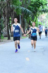 BIB: 7088, 1815
                            <button type="button" onclick="openModal(4637098)" class="btn btn-primary btn-sm float-right btn-popup" data-toggle="modal" data-target=".modal-high-quality">
                        <i class="fas fa-shopping-cart"></i> Add to Cart
                    </button>
                                            <button type="button" onclick="isThisMe(4637098, true)" class="btn btn-success btn-sm float-right btn-popup btn-isme hidden" data-toggle="tooltip" data-placement="bottom" title="นี่คือรูปของคุณใช่ไหม คลิกที่นี่เพื่อเอาเข้าอัลบั้ม">
                        <i class="fas fa-plus"></i> Add to album
                    </button>
                    <button type="button" onclick="isThisMe(4637098, false)" class="btn btn-warning btn-sm float-right btn-popup btn-isnotme hidden">
                        <i class="fas fa-ban"></i> Remove from album
                    </button>