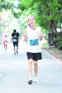 BIB: 2520
                            <button type="button" onclick="openModal(4579016)" class="btn btn-primary btn-sm float-right btn-popup" data-toggle="modal" data-target=".modal-high-quality">
                        <i class="fas fa-shopping-cart"></i> Add to Cart
                    </button>
                                            <button type="button" onclick="isThisMe(4579016, true)" class="btn btn-success btn-sm float-right btn-popup btn-isme hidden" data-toggle="tooltip" data-placement="bottom" title="นี่คือรูปของคุณใช่ไหม คลิกที่นี่เพื่อเอาเข้าอัลบั้ม">
                        <i class="fas fa-plus"></i> Add to album
                    </button>
                    <button type="button" onclick="isThisMe(4579016, false)" class="btn btn-warning btn-sm float-right btn-popup btn-isnotme hidden">
                        <i class="fas fa-ban"></i> Remove from album
                    </button>