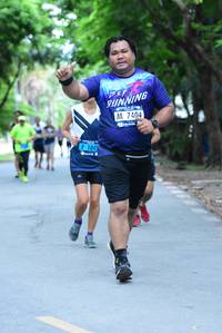 BIB: 7404, 1045
                            <button type="button" onclick="openModal(4640196)" class="btn btn-primary btn-sm float-right btn-popup" data-toggle="modal" data-target=".modal-high-quality">
                        <i class="fas fa-shopping-cart"></i> Add to Cart
                    </button>
                                            <button type="button" onclick="isThisMe(4640196, true)" class="btn btn-success btn-sm float-right btn-popup btn-isme hidden" data-toggle="tooltip" data-placement="bottom" title="นี่คือรูปของคุณใช่ไหม คลิกที่นี่เพื่อเอาเข้าอัลบั้ม">
                        <i class="fas fa-plus"></i> Add to album
                    </button>
                    <button type="button" onclick="isThisMe(4640196, false)" class="btn btn-warning btn-sm float-right btn-popup btn-isnotme hidden">
                        <i class="fas fa-ban"></i> Remove from album
                    </button>