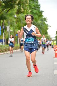 BIB: 1550
                            <button type="button" onclick="openModal(4608902)" class="btn btn-primary btn-sm float-right btn-popup" data-toggle="modal" data-target=".modal-high-quality">
                        <i class="fas fa-shopping-cart"></i> Add to Cart
                    </button>
                                            <button type="button" onclick="isThisMe(4608902, true)" class="btn btn-success btn-sm float-right btn-popup btn-isme hidden" data-toggle="tooltip" data-placement="bottom" title="นี่คือรูปของคุณใช่ไหม คลิกที่นี่เพื่อเอาเข้าอัลบั้ม">
                        <i class="fas fa-plus"></i> Add to album
                    </button>
                    <button type="button" onclick="isThisMe(4608902, false)" class="btn btn-warning btn-sm float-right btn-popup btn-isnotme hidden">
                        <i class="fas fa-ban"></i> Remove from album
                    </button>