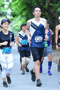 BIB: 2222, 1244
                            <button type="button" onclick="openModal(4637278)" class="btn btn-primary btn-sm float-right btn-popup" data-toggle="modal" data-target=".modal-high-quality">
                        <i class="fas fa-shopping-cart"></i> Add to Cart
                    </button>
                                            <button type="button" onclick="isThisMe(4637278, true)" class="btn btn-success btn-sm float-right btn-popup btn-isme hidden" data-toggle="tooltip" data-placement="bottom" title="นี่คือรูปของคุณใช่ไหม คลิกที่นี่เพื่อเอาเข้าอัลบั้ม">
                        <i class="fas fa-plus"></i> Add to album
                    </button>
                    <button type="button" onclick="isThisMe(4637278, false)" class="btn btn-warning btn-sm float-right btn-popup btn-isnotme hidden">
                        <i class="fas fa-ban"></i> Remove from album
                    </button>