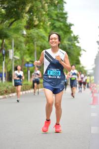 BIB: 1550
                            <button type="button" onclick="openModal(4608883)" class="btn btn-primary btn-sm float-right btn-popup" data-toggle="modal" data-target=".modal-high-quality">
                        <i class="fas fa-shopping-cart"></i> Add to Cart
                    </button>
                                            <button type="button" onclick="isThisMe(4608883, true)" class="btn btn-success btn-sm float-right btn-popup btn-isme hidden" data-toggle="tooltip" data-placement="bottom" title="นี่คือรูปของคุณใช่ไหม คลิกที่นี่เพื่อเอาเข้าอัลบั้ม">
                        <i class="fas fa-plus"></i> Add to album
                    </button>
                    <button type="button" onclick="isThisMe(4608883, false)" class="btn btn-warning btn-sm float-right btn-popup btn-isnotme hidden">
                        <i class="fas fa-ban"></i> Remove from album
                    </button>