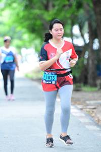 BIB: 1823
                            <button type="button" onclick="openModal(4578899)" class="btn btn-primary btn-sm float-right btn-popup" data-toggle="modal" data-target=".modal-high-quality">
                        <i class="fas fa-shopping-cart"></i> Add to Cart
                    </button>
                                            <button type="button" onclick="isThisMe(4578899, true)" class="btn btn-success btn-sm float-right btn-popup btn-isme hidden" data-toggle="tooltip" data-placement="bottom" title="นี่คือรูปของคุณใช่ไหม คลิกที่นี่เพื่อเอาเข้าอัลบั้ม">
                        <i class="fas fa-plus"></i> Add to album
                    </button>
                    <button type="button" onclick="isThisMe(4578899, false)" class="btn btn-warning btn-sm float-right btn-popup btn-isnotme hidden">
                        <i class="fas fa-ban"></i> Remove from album
                    </button>