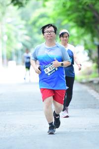 BIB: 832
                            <button type="button" onclick="openModal(4578903)" class="btn btn-primary btn-sm float-right btn-popup" data-toggle="modal" data-target=".modal-high-quality">
                        <i class="fas fa-shopping-cart"></i> Add to Cart
                    </button>
                                            <button type="button" onclick="isThisMe(4578903, true)" class="btn btn-success btn-sm float-right btn-popup btn-isme hidden" data-toggle="tooltip" data-placement="bottom" title="นี่คือรูปของคุณใช่ไหม คลิกที่นี่เพื่อเอาเข้าอัลบั้ม">
                        <i class="fas fa-plus"></i> Add to album
                    </button>
                    <button type="button" onclick="isThisMe(4578903, false)" class="btn btn-warning btn-sm float-right btn-popup btn-isnotme hidden">
                        <i class="fas fa-ban"></i> Remove from album
                    </button>