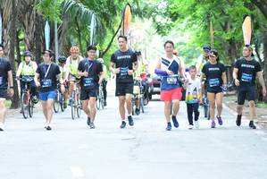 BIB: 981, 
                            <button type="button" onclick="openModal(4579198)" class="btn btn-primary btn-sm float-right btn-popup" data-toggle="modal" data-target=".modal-high-quality">
                        <i class="fas fa-shopping-cart"></i> Add to Cart
                    </button>
                                            <button type="button" onclick="isThisMe(4579198, true)" class="btn btn-success btn-sm float-right btn-popup btn-isme hidden" data-toggle="tooltip" data-placement="bottom" title="นี่คือรูปของคุณใช่ไหม คลิกที่นี่เพื่อเอาเข้าอัลบั้ม">
                        <i class="fas fa-plus"></i> Add to album
                    </button>
                    <button type="button" onclick="isThisMe(4579198, false)" class="btn btn-warning btn-sm float-right btn-popup btn-isnotme hidden">
                        <i class="fas fa-ban"></i> Remove from album
                    </button>