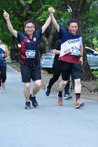 BIB: 5864, 5859
                            <button type="button" onclick="openModal(4640156)" class="btn btn-primary btn-sm float-right btn-popup" data-toggle="modal" data-target=".modal-high-quality">
                        <i class="fas fa-shopping-cart"></i> Add to Cart
                    </button>
                                            <button type="button" onclick="isThisMe(4640156, true)" class="btn btn-success btn-sm float-right btn-popup btn-isme hidden" data-toggle="tooltip" data-placement="bottom" title="นี่คือรูปของคุณใช่ไหม คลิกที่นี่เพื่อเอาเข้าอัลบั้ม">
                        <i class="fas fa-plus"></i> Add to album
                    </button>
                    <button type="button" onclick="isThisMe(4640156, false)" class="btn btn-warning btn-sm float-right btn-popup btn-isnotme hidden">
                        <i class="fas fa-ban"></i> Remove from album
                    </button>