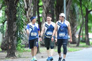 BIB: 7277, 442, 7260
                            <button type="button" onclick="openModal(4579078)" class="btn btn-primary btn-sm float-right btn-popup" data-toggle="modal" data-target=".modal-high-quality">
                        <i class="fas fa-shopping-cart"></i> Add to Cart
                    </button>
                                            <button type="button" onclick="isThisMe(4579078, true)" class="btn btn-success btn-sm float-right btn-popup btn-isme hidden" data-toggle="tooltip" data-placement="bottom" title="นี่คือรูปของคุณใช่ไหม คลิกที่นี่เพื่อเอาเข้าอัลบั้ม">
                        <i class="fas fa-plus"></i> Add to album
                    </button>
                    <button type="button" onclick="isThisMe(4579078, false)" class="btn btn-warning btn-sm float-right btn-popup btn-isnotme hidden">
                        <i class="fas fa-ban"></i> Remove from album
                    </button>