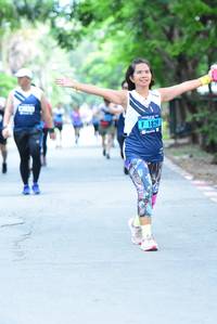 BIB: 1829
                            <button type="button" onclick="openModal(4640556)" class="btn btn-primary btn-sm float-right btn-popup" data-toggle="modal" data-target=".modal-high-quality">
                        <i class="fas fa-shopping-cart"></i> Add to Cart
                    </button>
                                            <button type="button" onclick="isThisMe(4640556, true)" class="btn btn-success btn-sm float-right btn-popup btn-isme hidden" data-toggle="tooltip" data-placement="bottom" title="นี่คือรูปของคุณใช่ไหม คลิกที่นี่เพื่อเอาเข้าอัลบั้ม">
                        <i class="fas fa-plus"></i> Add to album
                    </button>
                    <button type="button" onclick="isThisMe(4640556, false)" class="btn btn-warning btn-sm float-right btn-popup btn-isnotme hidden">
                        <i class="fas fa-ban"></i> Remove from album
                    </button>