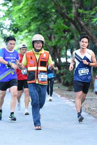 BIB: 7106
                            <button type="button" onclick="openModal(4664604)" class="btn btn-primary btn-sm float-right btn-popup" data-toggle="modal" data-target=".modal-high-quality">
                        <i class="fas fa-shopping-cart"></i> Add to Cart
                    </button>
                                            <button type="button" onclick="isThisMe(4664604, true)" class="btn btn-success btn-sm float-right btn-popup btn-isme hidden" data-toggle="tooltip" data-placement="bottom" title="นี่คือรูปของคุณใช่ไหม คลิกที่นี่เพื่อเอาเข้าอัลบั้ม">
                        <i class="fas fa-plus"></i> Add to album
                    </button>
                    <button type="button" onclick="isThisMe(4664604, false)" class="btn btn-warning btn-sm float-right btn-popup btn-isnotme hidden">
                        <i class="fas fa-ban"></i> Remove from album
                    </button>