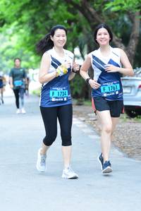 BIB: 1761, 1734
                            <button type="button" onclick="openModal(4665298)" class="btn btn-primary btn-sm float-right btn-popup" data-toggle="modal" data-target=".modal-high-quality">
                        <i class="fas fa-shopping-cart"></i> Add to Cart
                    </button>
                                            <button type="button" onclick="isThisMe(4665298, true)" class="btn btn-success btn-sm float-right btn-popup btn-isme hidden" data-toggle="tooltip" data-placement="bottom" title="นี่คือรูปของคุณใช่ไหม คลิกที่นี่เพื่อเอาเข้าอัลบั้ม">
                        <i class="fas fa-plus"></i> Add to album
                    </button>
                    <button type="button" onclick="isThisMe(4665298, false)" class="btn btn-warning btn-sm float-right btn-popup btn-isnotme hidden">
                        <i class="fas fa-ban"></i> Remove from album
                    </button>