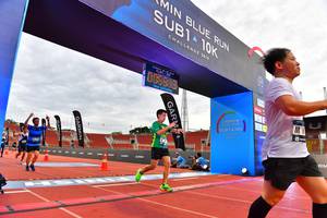 BIB: 281
                            <button type="button" onclick="openModal(4637208)" class="btn btn-primary btn-sm float-right btn-popup" data-toggle="modal" data-target=".modal-high-quality">
                        <i class="fas fa-shopping-cart"></i> Add to Cart
                    </button>
                                            <button type="button" onclick="isThisMe(4637208, true)" class="btn btn-success btn-sm float-right btn-popup btn-isme hidden" data-toggle="tooltip" data-placement="bottom" title="นี่คือรูปของคุณใช่ไหม คลิกที่นี่เพื่อเอาเข้าอัลบั้ม">
                        <i class="fas fa-plus"></i> Add to album
                    </button>
                    <button type="button" onclick="isThisMe(4637208, false)" class="btn btn-warning btn-sm float-right btn-popup btn-isnotme hidden">
                        <i class="fas fa-ban"></i> Remove from album
                    </button>