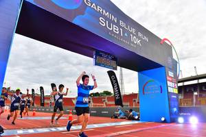 BIB: 201
                            <button type="button" onclick="openModal(4637219)" class="btn btn-primary btn-sm float-right btn-popup" data-toggle="modal" data-target=".modal-high-quality">
                        <i class="fas fa-shopping-cart"></i> Add to Cart
                    </button>
                                            <button type="button" onclick="isThisMe(4637219, true)" class="btn btn-success btn-sm float-right btn-popup btn-isme hidden" data-toggle="tooltip" data-placement="bottom" title="นี่คือรูปของคุณใช่ไหม คลิกที่นี่เพื่อเอาเข้าอัลบั้ม">
                        <i class="fas fa-plus"></i> Add to album
                    </button>
                    <button type="button" onclick="isThisMe(4637219, false)" class="btn btn-warning btn-sm float-right btn-popup btn-isnotme hidden">
                        <i class="fas fa-ban"></i> Remove from album
                    </button>