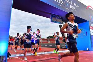 BIB: 2019, 055
                            <button type="button" onclick="openModal(4636184)" class="btn btn-primary btn-sm float-right btn-popup" data-toggle="modal" data-target=".modal-high-quality">
                        <i class="fas fa-shopping-cart"></i> Add to Cart
                    </button>
                                            <button type="button" onclick="isThisMe(4636184, true)" class="btn btn-success btn-sm float-right btn-popup btn-isme hidden" data-toggle="tooltip" data-placement="bottom" title="นี่คือรูปของคุณใช่ไหม คลิกที่นี่เพื่อเอาเข้าอัลบั้ม">
                        <i class="fas fa-plus"></i> Add to album
                    </button>
                    <button type="button" onclick="isThisMe(4636184, false)" class="btn btn-warning btn-sm float-right btn-popup btn-isnotme hidden">
                        <i class="fas fa-ban"></i> Remove from album
                    </button>