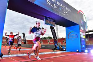 BIB: 201, 5167
                            <button type="button" onclick="openModal(4633933)" class="btn btn-primary btn-sm float-right btn-popup" data-toggle="modal" data-target=".modal-high-quality">
                        <i class="fas fa-shopping-cart"></i> Add to Cart
                    </button>
                                            <button type="button" onclick="isThisMe(4633933, true)" class="btn btn-success btn-sm float-right btn-popup btn-isme hidden" data-toggle="tooltip" data-placement="bottom" title="นี่คือรูปของคุณใช่ไหม คลิกที่นี่เพื่อเอาเข้าอัลบั้ม">
                        <i class="fas fa-plus"></i> Add to album
                    </button>
                    <button type="button" onclick="isThisMe(4633933, false)" class="btn btn-warning btn-sm float-right btn-popup btn-isnotme hidden">
                        <i class="fas fa-ban"></i> Remove from album
                    </button>