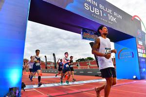 BIB: 201
                            <button type="button" onclick="openModal(4636574)" class="btn btn-primary btn-sm float-right btn-popup" data-toggle="modal" data-target=".modal-high-quality">
                        <i class="fas fa-shopping-cart"></i> Add to Cart
                    </button>
                                            <button type="button" onclick="isThisMe(4636574, true)" class="btn btn-success btn-sm float-right btn-popup btn-isme hidden" data-toggle="tooltip" data-placement="bottom" title="นี่คือรูปของคุณใช่ไหม คลิกที่นี่เพื่อเอาเข้าอัลบั้ม">
                        <i class="fas fa-plus"></i> Add to album
                    </button>
                    <button type="button" onclick="isThisMe(4636574, false)" class="btn btn-warning btn-sm float-right btn-popup btn-isnotme hidden">
                        <i class="fas fa-ban"></i> Remove from album
                    </button>