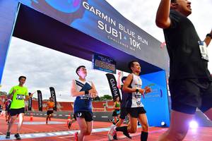 BIB: 101, 0056581
                            <button type="button" onclick="openModal(4639455)" class="btn btn-primary btn-sm float-right btn-popup" data-toggle="modal" data-target=".modal-high-quality">
                        <i class="fas fa-shopping-cart"></i> Add to Cart
                    </button>
                                            <button type="button" onclick="isThisMe(4639455, true)" class="btn btn-success btn-sm float-right btn-popup btn-isme hidden" data-toggle="tooltip" data-placement="bottom" title="นี่คือรูปของคุณใช่ไหม คลิกที่นี่เพื่อเอาเข้าอัลบั้ม">
                        <i class="fas fa-plus"></i> Add to album
                    </button>
                    <button type="button" onclick="isThisMe(4639455, false)" class="btn btn-warning btn-sm float-right btn-popup btn-isnotme hidden">
                        <i class="fas fa-ban"></i> Remove from album
                    </button>