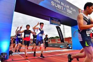 BIB: 201, 9500, 740, 5216, 
                            <button type="button" onclick="openModal(4638597)" class="btn btn-primary btn-sm float-right btn-popup" data-toggle="modal" data-target=".modal-high-quality">
                        <i class="fas fa-shopping-cart"></i> Add to Cart
                    </button>
                                            <button type="button" onclick="isThisMe(4638597, true)" class="btn btn-success btn-sm float-right btn-popup btn-isme hidden" data-toggle="tooltip" data-placement="bottom" title="นี่คือรูปของคุณใช่ไหม คลิกที่นี่เพื่อเอาเข้าอัลบั้ม">
                        <i class="fas fa-plus"></i> Add to album
                    </button>
                    <button type="button" onclick="isThisMe(4638597, false)" class="btn btn-warning btn-sm float-right btn-popup btn-isnotme hidden">
                        <i class="fas fa-ban"></i> Remove from album
                    </button>