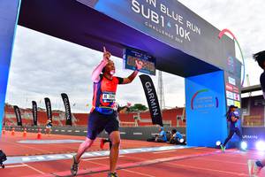 BIB: 201, 7090
                            <button type="button" onclick="openModal(4633988)" class="btn btn-primary btn-sm float-right btn-popup" data-toggle="modal" data-target=".modal-high-quality">
                        <i class="fas fa-shopping-cart"></i> Add to Cart
                    </button>
                                            <button type="button" onclick="isThisMe(4633988, true)" class="btn btn-success btn-sm float-right btn-popup btn-isme hidden" data-toggle="tooltip" data-placement="bottom" title="นี่คือรูปของคุณใช่ไหม คลิกที่นี่เพื่อเอาเข้าอัลบั้ม">
                        <i class="fas fa-plus"></i> Add to album
                    </button>
                    <button type="button" onclick="isThisMe(4633988, false)" class="btn btn-warning btn-sm float-right btn-popup btn-isnotme hidden">
                        <i class="fas fa-ban"></i> Remove from album
                    </button>