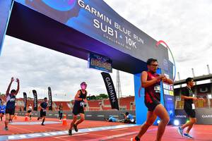 BIB: 201
                            <button type="button" onclick="openModal(4639498)" class="btn btn-primary btn-sm float-right btn-popup" data-toggle="modal" data-target=".modal-high-quality">
                        <i class="fas fa-shopping-cart"></i> Add to Cart
                    </button>
                                            <button type="button" onclick="isThisMe(4639498, true)" class="btn btn-success btn-sm float-right btn-popup btn-isme hidden" data-toggle="tooltip" data-placement="bottom" title="นี่คือรูปของคุณใช่ไหม คลิกที่นี่เพื่อเอาเข้าอัลบั้ม">
                        <i class="fas fa-plus"></i> Add to album
                    </button>
                    <button type="button" onclick="isThisMe(4639498, false)" class="btn btn-warning btn-sm float-right btn-popup btn-isnotme hidden">
                        <i class="fas fa-ban"></i> Remove from album
                    </button>