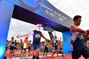 BIB: 2019, 0500, 6387, 110
                            <button type="button" onclick="openModal(4639641)" class="btn btn-primary btn-sm float-right btn-popup" data-toggle="modal" data-target=".modal-high-quality">
                        <i class="fas fa-shopping-cart"></i> Add to Cart
                    </button>
                                            <button type="button" onclick="isThisMe(4639641, true)" class="btn btn-success btn-sm float-right btn-popup btn-isme hidden" data-toggle="tooltip" data-placement="bottom" title="นี่คือรูปของคุณใช่ไหม คลิกที่นี่เพื่อเอาเข้าอัลบั้ม">
                        <i class="fas fa-plus"></i> Add to album
                    </button>
                    <button type="button" onclick="isThisMe(4639641, false)" class="btn btn-warning btn-sm float-right btn-popup btn-isnotme hidden">
                        <i class="fas fa-ban"></i> Remove from album
                    </button>