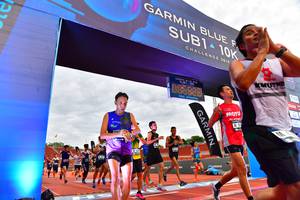 BIB: 201
                            <button type="button" onclick="openModal(4637496)" class="btn btn-primary btn-sm float-right btn-popup" data-toggle="modal" data-target=".modal-high-quality">
                        <i class="fas fa-shopping-cart"></i> Add to Cart
                    </button>
                                            <button type="button" onclick="isThisMe(4637496, true)" class="btn btn-success btn-sm float-right btn-popup btn-isme hidden" data-toggle="tooltip" data-placement="bottom" title="นี่คือรูปของคุณใช่ไหม คลิกที่นี่เพื่อเอาเข้าอัลบั้ม">
                        <i class="fas fa-plus"></i> Add to album
                    </button>
                    <button type="button" onclick="isThisMe(4637496, false)" class="btn btn-warning btn-sm float-right btn-popup btn-isnotme hidden">
                        <i class="fas fa-ban"></i> Remove from album
                    </button>