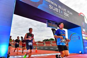 BIB: 201, 003837
                            <button type="button" onclick="openModal(4633609)" class="btn btn-primary btn-sm float-right btn-popup" data-toggle="modal" data-target=".modal-high-quality">
                        <i class="fas fa-shopping-cart"></i> Add to Cart
                    </button>
                                            <button type="button" onclick="isThisMe(4633609, true)" class="btn btn-success btn-sm float-right btn-popup btn-isme hidden" data-toggle="tooltip" data-placement="bottom" title="นี่คือรูปของคุณใช่ไหม คลิกที่นี่เพื่อเอาเข้าอัลบั้ม">
                        <i class="fas fa-plus"></i> Add to album
                    </button>
                    <button type="button" onclick="isThisMe(4633609, false)" class="btn btn-warning btn-sm float-right btn-popup btn-isnotme hidden">
                        <i class="fas fa-ban"></i> Remove from album
                    </button>