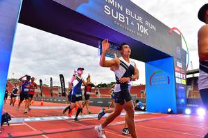 BIB: 201
                            <button type="button" onclick="openModal(4638755)" class="btn btn-primary btn-sm float-right btn-popup" data-toggle="modal" data-target=".modal-high-quality">
                        <i class="fas fa-shopping-cart"></i> Add to Cart
                    </button>
                                            <button type="button" onclick="isThisMe(4638755, true)" class="btn btn-success btn-sm float-right btn-popup btn-isme hidden" data-toggle="tooltip" data-placement="bottom" title="นี่คือรูปของคุณใช่ไหม คลิกที่นี่เพื่อเอาเข้าอัลบั้ม">
                        <i class="fas fa-plus"></i> Add to album
                    </button>
                    <button type="button" onclick="isThisMe(4638755, false)" class="btn btn-warning btn-sm float-right btn-popup btn-isnotme hidden">
                        <i class="fas fa-ban"></i> Remove from album
                    </button>