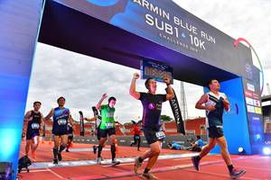 BIB: 201
                            <button type="button" onclick="openModal(4637704)" class="btn btn-primary btn-sm float-right btn-popup" data-toggle="modal" data-target=".modal-high-quality">
                        <i class="fas fa-shopping-cart"></i> Add to Cart
                    </button>
                                            <button type="button" onclick="isThisMe(4637704, true)" class="btn btn-success btn-sm float-right btn-popup btn-isme hidden" data-toggle="tooltip" data-placement="bottom" title="นี่คือรูปของคุณใช่ไหม คลิกที่นี่เพื่อเอาเข้าอัลบั้ม">
                        <i class="fas fa-plus"></i> Add to album
                    </button>
                    <button type="button" onclick="isThisMe(4637704, false)" class="btn btn-warning btn-sm float-right btn-popup btn-isnotme hidden">
                        <i class="fas fa-ban"></i> Remove from album
                    </button>