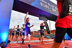 BIB: 1019
                            <button type="button" onclick="openModal(4638679)" class="btn btn-primary btn-sm float-right btn-popup" data-toggle="modal" data-target=".modal-high-quality">
                        <i class="fas fa-shopping-cart"></i> Add to Cart
                    </button>
                                            <button type="button" onclick="isThisMe(4638679, true)" class="btn btn-success btn-sm float-right btn-popup btn-isme hidden" data-toggle="tooltip" data-placement="bottom" title="นี่คือรูปของคุณใช่ไหม คลิกที่นี่เพื่อเอาเข้าอัลบั้ม">
                        <i class="fas fa-plus"></i> Add to album
                    </button>
                    <button type="button" onclick="isThisMe(4638679, false)" class="btn btn-warning btn-sm float-right btn-popup btn-isnotme hidden">
                        <i class="fas fa-ban"></i> Remove from album
                    </button>