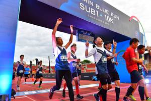 BIB: 201, 577
                            <button type="button" onclick="openModal(4635749)" class="btn btn-primary btn-sm float-right btn-popup" data-toggle="modal" data-target=".modal-high-quality">
                        <i class="fas fa-shopping-cart"></i> Add to Cart
                    </button>
                                            <button type="button" onclick="isThisMe(4635749, true)" class="btn btn-success btn-sm float-right btn-popup btn-isme hidden" data-toggle="tooltip" data-placement="bottom" title="นี่คือรูปของคุณใช่ไหม คลิกที่นี่เพื่อเอาเข้าอัลบั้ม">
                        <i class="fas fa-plus"></i> Add to album
                    </button>
                    <button type="button" onclick="isThisMe(4635749, false)" class="btn btn-warning btn-sm float-right btn-popup btn-isnotme hidden">
                        <i class="fas fa-ban"></i> Remove from album
                    </button>