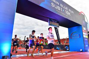 BIB: 201
                            <button type="button" onclick="openModal(4637022)" class="btn btn-primary btn-sm float-right btn-popup" data-toggle="modal" data-target=".modal-high-quality">
                        <i class="fas fa-shopping-cart"></i> Add to Cart
                    </button>
                                            <button type="button" onclick="isThisMe(4637022, true)" class="btn btn-success btn-sm float-right btn-popup btn-isme hidden" data-toggle="tooltip" data-placement="bottom" title="นี่คือรูปของคุณใช่ไหม คลิกที่นี่เพื่อเอาเข้าอัลบั้ม">
                        <i class="fas fa-plus"></i> Add to album
                    </button>
                    <button type="button" onclick="isThisMe(4637022, false)" class="btn btn-warning btn-sm float-right btn-popup btn-isnotme hidden">
                        <i class="fas fa-ban"></i> Remove from album
                    </button>