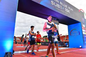 BIB: 201
                            <button type="button" onclick="openModal(4637169)" class="btn btn-primary btn-sm float-right btn-popup" data-toggle="modal" data-target=".modal-high-quality">
                        <i class="fas fa-shopping-cart"></i> Add to Cart
                    </button>
                                            <button type="button" onclick="isThisMe(4637169, true)" class="btn btn-success btn-sm float-right btn-popup btn-isme hidden" data-toggle="tooltip" data-placement="bottom" title="นี่คือรูปของคุณใช่ไหม คลิกที่นี่เพื่อเอาเข้าอัลบั้ม">
                        <i class="fas fa-plus"></i> Add to album
                    </button>
                    <button type="button" onclick="isThisMe(4637169, false)" class="btn btn-warning btn-sm float-right btn-popup btn-isnotme hidden">
                        <i class="fas fa-ban"></i> Remove from album
                    </button>