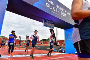 BIB: 201, 800
                            <button type="button" onclick="openModal(4630613)" class="btn btn-primary btn-sm float-right btn-popup" data-toggle="modal" data-target=".modal-high-quality">
                        <i class="fas fa-shopping-cart"></i> Add to Cart
                    </button>
                                            <button type="button" onclick="isThisMe(4630613, true)" class="btn btn-success btn-sm float-right btn-popup btn-isme hidden" data-toggle="tooltip" data-placement="bottom" title="นี่คือรูปของคุณใช่ไหม คลิกที่นี่เพื่อเอาเข้าอัลบั้ม">
                        <i class="fas fa-plus"></i> Add to album
                    </button>
                    <button type="button" onclick="isThisMe(4630613, false)" class="btn btn-warning btn-sm float-right btn-popup btn-isnotme hidden">
                        <i class="fas fa-ban"></i> Remove from album
                    </button>