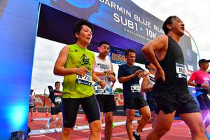 BIB: 201, 770
                            <button type="button" onclick="openModal(4633581)" class="btn btn-primary btn-sm float-right btn-popup" data-toggle="modal" data-target=".modal-high-quality">
                        <i class="fas fa-shopping-cart"></i> Add to Cart
                    </button>
                                            <button type="button" onclick="isThisMe(4633581, true)" class="btn btn-success btn-sm float-right btn-popup btn-isme hidden" data-toggle="tooltip" data-placement="bottom" title="นี่คือรูปของคุณใช่ไหม คลิกที่นี่เพื่อเอาเข้าอัลบั้ม">
                        <i class="fas fa-plus"></i> Add to album
                    </button>
                    <button type="button" onclick="isThisMe(4633581, false)" class="btn btn-warning btn-sm float-right btn-popup btn-isnotme hidden">
                        <i class="fas fa-ban"></i> Remove from album
                    </button>