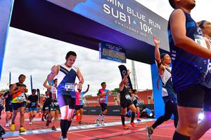 BIB: 2019, 5280
                            <button type="button" onclick="openModal(4638385)" class="btn btn-primary btn-sm float-right btn-popup" data-toggle="modal" data-target=".modal-high-quality">
                        <i class="fas fa-shopping-cart"></i> Add to Cart
                    </button>
                                            <button type="button" onclick="isThisMe(4638385, true)" class="btn btn-success btn-sm float-right btn-popup btn-isme hidden" data-toggle="tooltip" data-placement="bottom" title="นี่คือรูปของคุณใช่ไหม คลิกที่นี่เพื่อเอาเข้าอัลบั้ม">
                        <i class="fas fa-plus"></i> Add to album
                    </button>
                    <button type="button" onclick="isThisMe(4638385, false)" class="btn btn-warning btn-sm float-right btn-popup btn-isnotme hidden">
                        <i class="fas fa-ban"></i> Remove from album
                    </button>