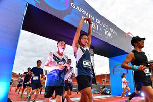 BIB: 101, 454
                            <button type="button" onclick="openModal(4630062)" class="btn btn-primary btn-sm float-right btn-popup" data-toggle="modal" data-target=".modal-high-quality">
                        <i class="fas fa-shopping-cart"></i> Add to Cart
                    </button>
                                            <button type="button" onclick="isThisMe(4630062, true)" class="btn btn-success btn-sm float-right btn-popup btn-isme hidden" data-toggle="tooltip" data-placement="bottom" title="นี่คือรูปของคุณใช่ไหม คลิกที่นี่เพื่อเอาเข้าอัลบั้ม">
                        <i class="fas fa-plus"></i> Add to album
                    </button>
                    <button type="button" onclick="isThisMe(4630062, false)" class="btn btn-warning btn-sm float-right btn-popup btn-isnotme hidden">
                        <i class="fas fa-ban"></i> Remove from album
                    </button>