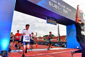 BIB: 201, 806
                            <button type="button" onclick="openModal(4632619)" class="btn btn-primary btn-sm float-right btn-popup" data-toggle="modal" data-target=".modal-high-quality">
                        <i class="fas fa-shopping-cart"></i> Add to Cart
                    </button>
                                            <button type="button" onclick="isThisMe(4632619, true)" class="btn btn-success btn-sm float-right btn-popup btn-isme hidden" data-toggle="tooltip" data-placement="bottom" title="นี่คือรูปของคุณใช่ไหม คลิกที่นี่เพื่อเอาเข้าอัลบั้ม">
                        <i class="fas fa-plus"></i> Add to album
                    </button>
                    <button type="button" onclick="isThisMe(4632619, false)" class="btn btn-warning btn-sm float-right btn-popup btn-isnotme hidden">
                        <i class="fas fa-ban"></i> Remove from album
                    </button>