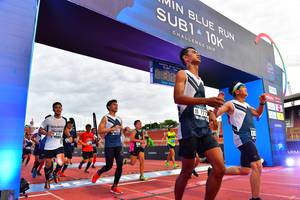 BIB: 201, 777
                            <button type="button" onclick="openModal(4635522)" class="btn btn-primary btn-sm float-right btn-popup" data-toggle="modal" data-target=".modal-high-quality">
                        <i class="fas fa-shopping-cart"></i> Add to Cart
                    </button>
                                            <button type="button" onclick="isThisMe(4635522, true)" class="btn btn-success btn-sm float-right btn-popup btn-isme hidden" data-toggle="tooltip" data-placement="bottom" title="นี่คือรูปของคุณใช่ไหม คลิกที่นี่เพื่อเอาเข้าอัลบั้ม">
                        <i class="fas fa-plus"></i> Add to album
                    </button>
                    <button type="button" onclick="isThisMe(4635522, false)" class="btn btn-warning btn-sm float-right btn-popup btn-isnotme hidden">
                        <i class="fas fa-ban"></i> Remove from album
                    </button>