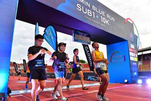 BIB: 201, 
                            <button type="button" onclick="openModal(4634022)" class="btn btn-primary btn-sm float-right btn-popup" data-toggle="modal" data-target=".modal-high-quality">
                        <i class="fas fa-shopping-cart"></i> Add to Cart
                    </button>
                                            <button type="button" onclick="isThisMe(4634022, true)" class="btn btn-success btn-sm float-right btn-popup btn-isme hidden" data-toggle="tooltip" data-placement="bottom" title="นี่คือรูปของคุณใช่ไหม คลิกที่นี่เพื่อเอาเข้าอัลบั้ม">
                        <i class="fas fa-plus"></i> Add to album
                    </button>
                    <button type="button" onclick="isThisMe(4634022, false)" class="btn btn-warning btn-sm float-right btn-popup btn-isnotme hidden">
                        <i class="fas fa-ban"></i> Remove from album
                    </button>