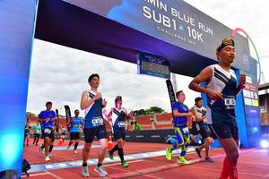 BIB: 201, 3831
                            <button type="button" onclick="openModal(4635757)" class="btn btn-primary btn-sm float-right btn-popup" data-toggle="modal" data-target=".modal-high-quality">
                        <i class="fas fa-shopping-cart"></i> Add to Cart
                    </button>
                                            <button type="button" onclick="isThisMe(4635757, true)" class="btn btn-success btn-sm float-right btn-popup btn-isme hidden" data-toggle="tooltip" data-placement="bottom" title="นี่คือรูปของคุณใช่ไหม คลิกที่นี่เพื่อเอาเข้าอัลบั้ม">
                        <i class="fas fa-plus"></i> Add to album
                    </button>
                    <button type="button" onclick="isThisMe(4635757, false)" class="btn btn-warning btn-sm float-right btn-popup btn-isnotme hidden">
                        <i class="fas fa-ban"></i> Remove from album
                    </button>