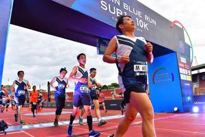 BIB: 201, 6150, 110, 
                            <button type="button" onclick="openModal(4638623)" class="btn btn-primary btn-sm float-right btn-popup" data-toggle="modal" data-target=".modal-high-quality">
                        <i class="fas fa-shopping-cart"></i> Add to Cart
                    </button>
                                            <button type="button" onclick="isThisMe(4638623, true)" class="btn btn-success btn-sm float-right btn-popup btn-isme hidden" data-toggle="tooltip" data-placement="bottom" title="นี่คือรูปของคุณใช่ไหม คลิกที่นี่เพื่อเอาเข้าอัลบั้ม">
                        <i class="fas fa-plus"></i> Add to album
                    </button>
                    <button type="button" onclick="isThisMe(4638623, false)" class="btn btn-warning btn-sm float-right btn-popup btn-isnotme hidden">
                        <i class="fas fa-ban"></i> Remove from album
                    </button>