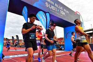 BIB: 201, 
                            <button type="button" onclick="openModal(4634093)" class="btn btn-primary btn-sm float-right btn-popup" data-toggle="modal" data-target=".modal-high-quality">
                        <i class="fas fa-shopping-cart"></i> Add to Cart
                    </button>
                                            <button type="button" onclick="isThisMe(4634093, true)" class="btn btn-success btn-sm float-right btn-popup btn-isme hidden" data-toggle="tooltip" data-placement="bottom" title="นี่คือรูปของคุณใช่ไหม คลิกที่นี่เพื่อเอาเข้าอัลบั้ม">
                        <i class="fas fa-plus"></i> Add to album
                    </button>
                    <button type="button" onclick="isThisMe(4634093, false)" class="btn btn-warning btn-sm float-right btn-popup btn-isnotme hidden">
                        <i class="fas fa-ban"></i> Remove from album
                    </button>