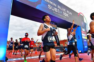 BIB: 201, 955, 699
                            <button type="button" onclick="openModal(4633768)" class="btn btn-primary btn-sm float-right btn-popup" data-toggle="modal" data-target=".modal-high-quality">
                        <i class="fas fa-shopping-cart"></i> Add to Cart
                    </button>
                                            <button type="button" onclick="isThisMe(4633768, true)" class="btn btn-success btn-sm float-right btn-popup btn-isme hidden" data-toggle="tooltip" data-placement="bottom" title="นี่คือรูปของคุณใช่ไหม คลิกที่นี่เพื่อเอาเข้าอัลบั้ม">
                        <i class="fas fa-plus"></i> Add to album
                    </button>
                    <button type="button" onclick="isThisMe(4633768, false)" class="btn btn-warning btn-sm float-right btn-popup btn-isnotme hidden">
                        <i class="fas fa-ban"></i> Remove from album
                    </button>